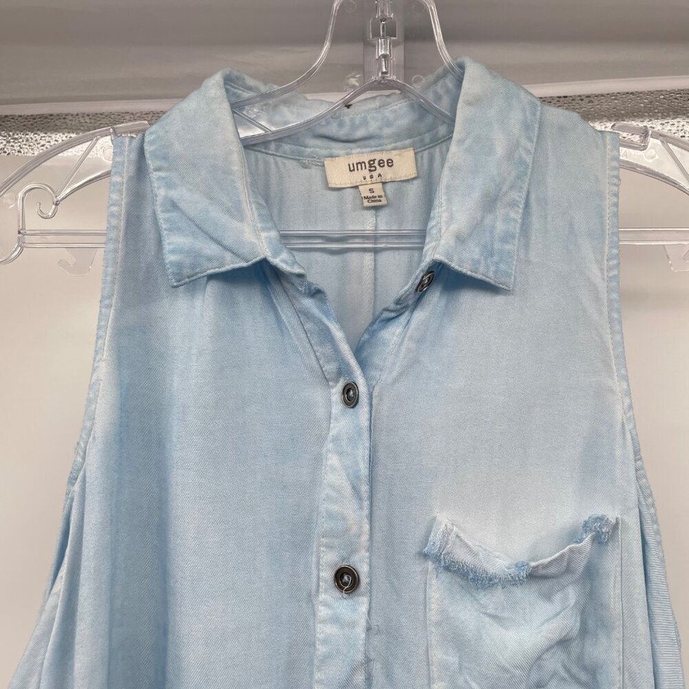 Umgee Womens Cold Shoulder Button Up Top Frayed Back Slit Blue Size Small - Picture 2 of 9